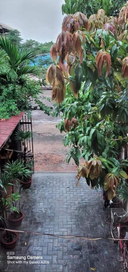 Sihariddh Guesthouse Siem Reap Exterior photo